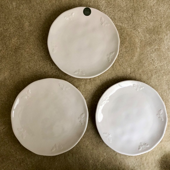 New 3 Sophie Allport White Embossed Bee Stoneware Plates - Picture 1 of 3